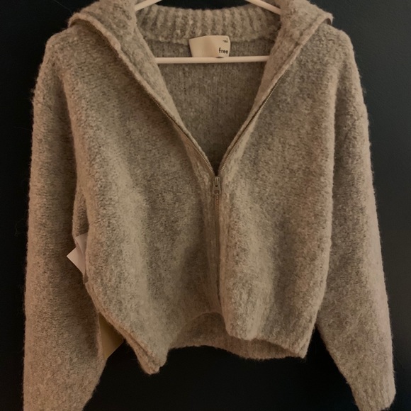 NWT Wilfred Free Marilyn Sweater - Picture 2 of 5